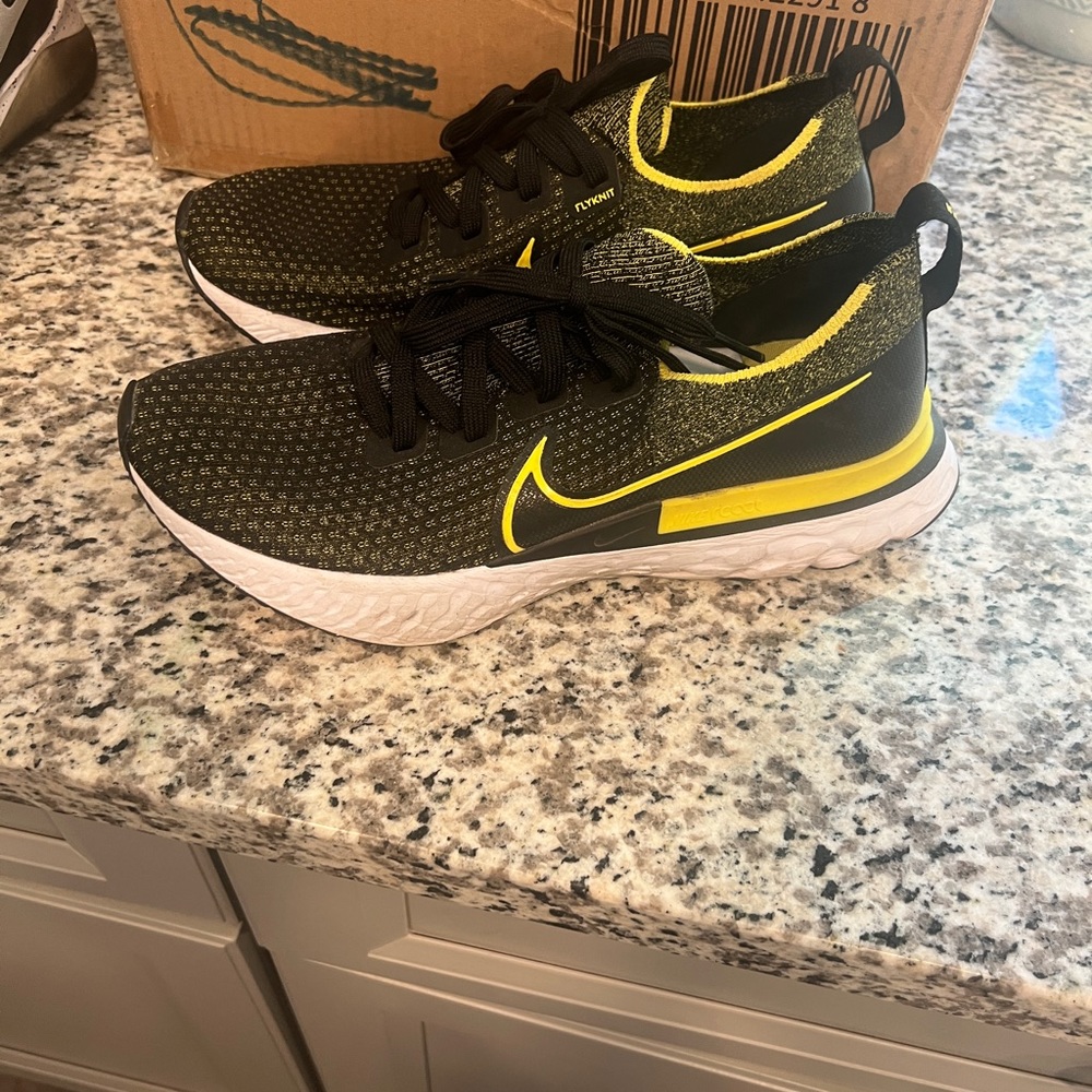 Nike React Infinity Run Flyknit 'Sonic Yellow' - image 4